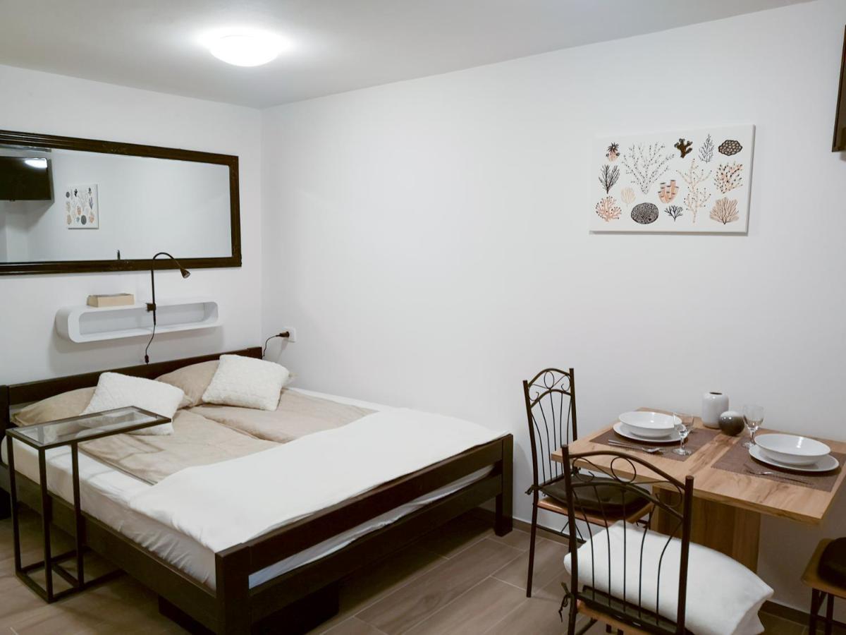 Korala Apartments Piran Eksteriør billede